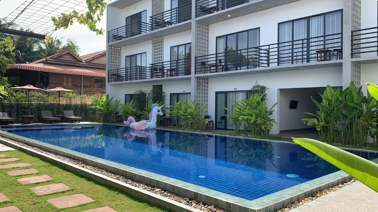 Phimean Home Suite Siem Reap Luaran gambar