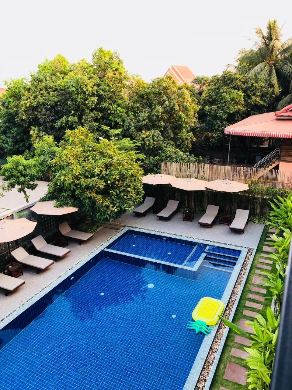 Phimean Home Suite Siem Reap Luaran gambar
